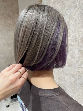 ヘアー ブランコ(hair Blanco) 全頭ブリーチシルバー×パープル