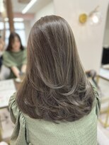 シーテ(Ciete)&nbsp;Olive Beige × Layer Cut