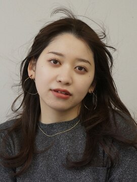 シルフィ(sylph) ミディアムロング美髪ストレート_ベージュカラー♪