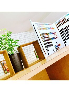 優しく明るい女性スタイリスト在籍◎キャリアを積んだベテランスタイリストによる技術力で納得の仕上がりに