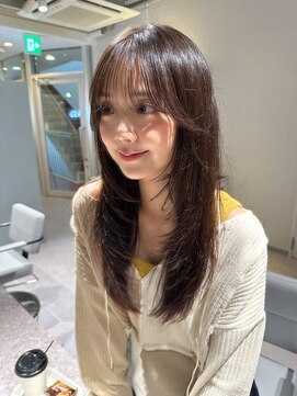 アム(amu) ハッシュカット/レイヤーカット/小顔カット/前髪カット/くびれ