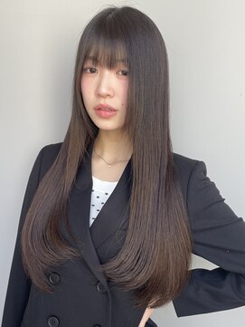 トリッカ シブヤ(TRICCA SHIBUYA) ロングレイヤー/小顔カット/縮毛矯正/透明感カラー/髪質改善