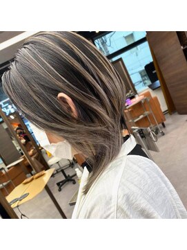 エヌプラスリタ 近鉄八尾(N+lita) 黒髪クラゲヘアーオリーブグレー小顔ココアベージュ