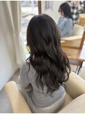 オリーブグレージュ