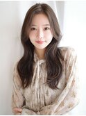 くびれヘア 顔周りレイヤー 20代 韓国ヘア 透明感カラー