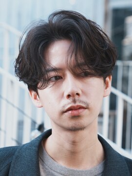 フィフス(fifth) 緩め波巻きスパイラルパーマシャドウパーマメンズセンターパート