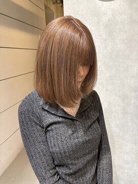 ヘアーメイクチック(HAIR MAKE CHiC) ミルクティーベージュ　ブリーチカラー