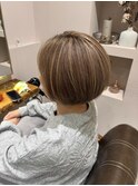 大人女性　白髪ぼかしカラー