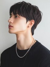 【視線を奪うニュアンス】シャドウパーマ・ニュアンスパーマで作る、アンニュイな大人の色気