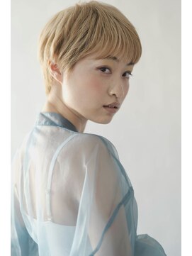 アンジュ ラヴィ(Ange Lavie) デザインショート（耳かけ毛先パーマイメチェンフォギーベージュ