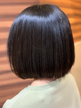 アークスヘアー 暗髪★大人耳掛け☆無造作×切りっぱなしボブ