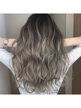 チェレ オレ 新金岡店(Chere ore) モノトーンベージュ×ハイライト×グラデーション