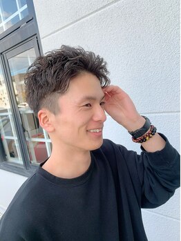 ロニーヘアーアンドネイル(Ronnie)の写真/古着屋RUSHOUT隣☆ビジネススタイルから旬のスタイルまでどんなスタイルもお任せ！お気軽にご相談ください