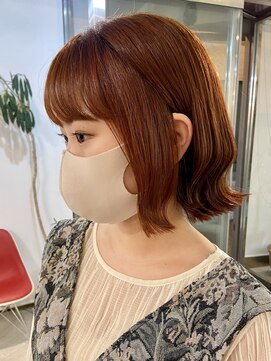 アクアオモテサンドウ(ACQUA omotesando) △ブリーチなし韓国風オレンジブラウン肩上ボブ外ハネボブ