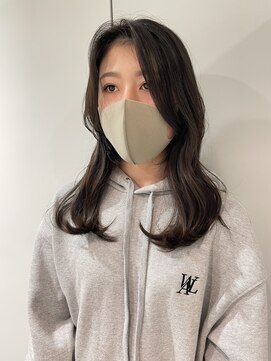 エデュコスゥリール(educo per sourile) 韓国風毛先重めなレイヤーカット