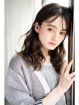 マグノリア(MAGNOLIA) エアウェーブでかける浮遊感ルーズウェーブくびれヘア