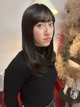 ホットリップ(HOT LIP) ワイドバング＆レイヤースタイル♪