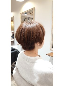 ジーナ(ZINA) マッシュショートスタイル