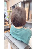 大人フェミニンな艶ピンクブラウンで、やさしい雰囲気に◎