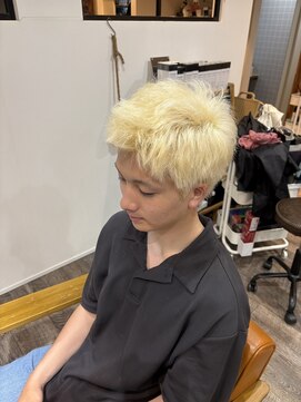 メール(Mer...) ☆スパイキーショート/ブロンドベージュ/ピンパーマ☆横山飛翔