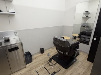 ラボ アルム(LAB. ALM)の写真/【川崎駅徒歩3分/髪質改善専門店】少人数サロンなのでご相談しやすくより美しいあなたへ。言葉より体験を◎