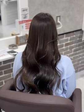 アグ ヘアー ショコラ梅田2号店(Agu hair chocolat) 韓国風ウェーブでつくる柔らか艶ロング