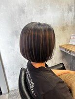 ロアン 福津店(roan)&nbsp;艶髪ボブ×白髪ぼかしアンブレラーカラー