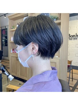 ラボヌールヘアーレーヴ 池袋店(La Bonheur hair reve) 毛束が可愛い丸みショート