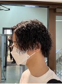 ウルフ×センターパート×波巻きパーマ