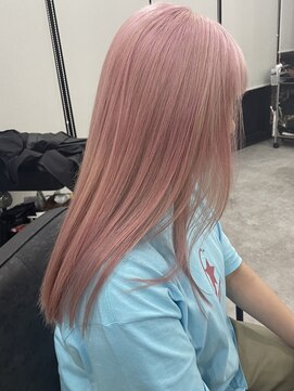 イリ 大阪(ili) 山田『ホワイトピンク』