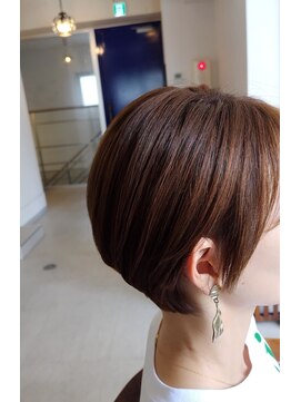 ベルエキップ(La Belle Equipe) 【髪の調律ケア】で極上のツヤ髪に♪