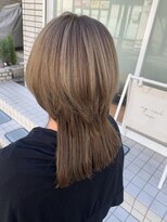 アズールサン 草加西口店(azule-sun)&nbsp;レイヤーカット,ハイライト,アッシュベージュ【草加】