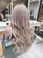 デイズ(days)&nbsp;ロング　グレーベージュカラー☆ブリーチ　ベージュカラー