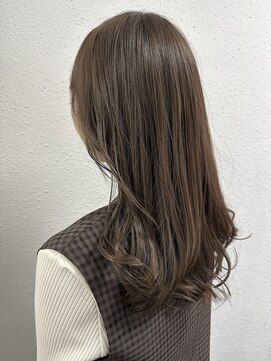 ジェナ(Jena) 大人可愛い暗めグレージュ