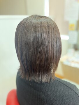 バンファミリージーナヘアー(Vanfamily gina hair) イヤリングカラー