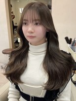 ユニ 表参道(uni)&nbsp;10代20代30代/韓国風くびれレイヤーカット/ヨシンモリエギョモリ