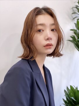 ピープスアンドスー 表参道 渋谷(Peeps&Suu.) 外国人風外ハネボブ肩上切りっぱなし/20代/30代/40代