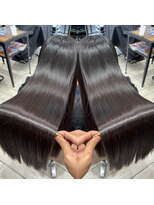 パドトロワ(Pas de trois)&nbsp;髪質改善トリートメント【グラメント】新潟一番の艶髪