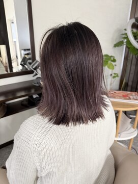 フラワー(flower) 切りっぱなしボブ