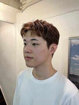 ビーバイエイトジェンツ(Bee by EIGHT GENTS) ニュアンスパーマ/スペインカール/スパイニキーショート