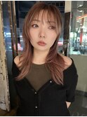 ロングレイヤーピンクベージュハッシュカット