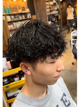 カーニー 北千住(kearny) メンズカットパーマ/ニュアンスパーマ/フェザーパーマ[北千住]