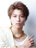 躍動感ある毛流れヘア【フェザーショート】