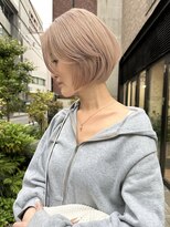 ヌエン 渋谷(NU/EN)&nbsp;秋のトレンドケアブリーチで作るピンクミルクティーベージュボブ