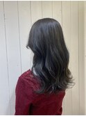 ブルーブラック・韓国風・透明感・ツヤ髪・軽やか・大人可愛い