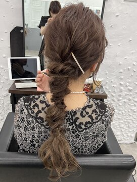 ガーデントウキョウ(GARDEN Tokyo) ヘアアレンジ/ヘアセット/編み下ろしアレンジ/編み下ろし