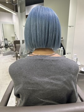 ブルーカラー/ボブ/ハイトーンカラー/ブリーチ/名古屋/栄