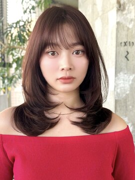 ロビー 表参道(ROBBY) ミディアムレイヤーカット/20代30代40代/顔周りカットワンカール