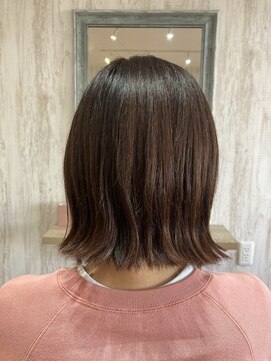 ハピネスヘアー(Happiness hair) 切りっぱなしボブ