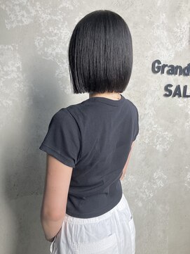 コトナ(kotona) タッセルボブ黒染めボブ切りっぱなしボブ黒染風カラー10代20代